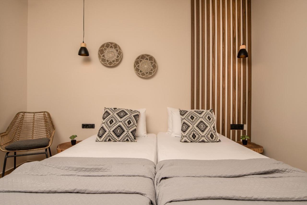 Aeolos Boutique Hotel & Suites กาลามากี ภายนอก รูปภาพ