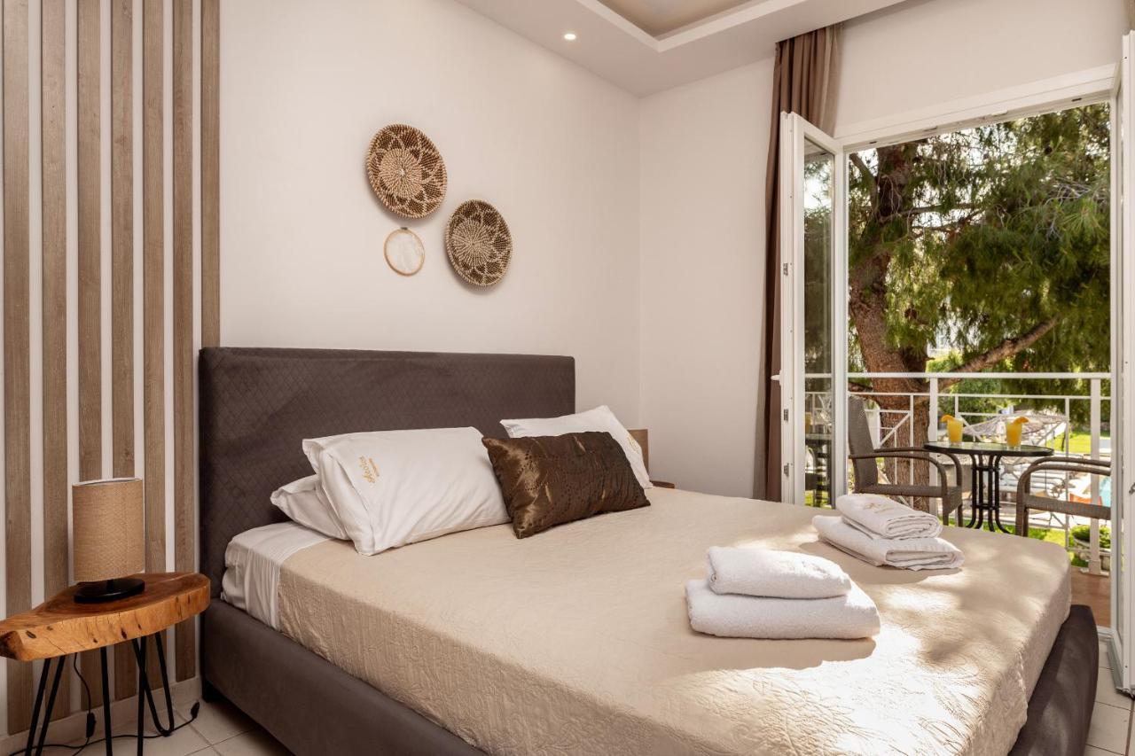 Aeolos Boutique Hotel & Suites กาลามากี ภายนอก รูปภาพ