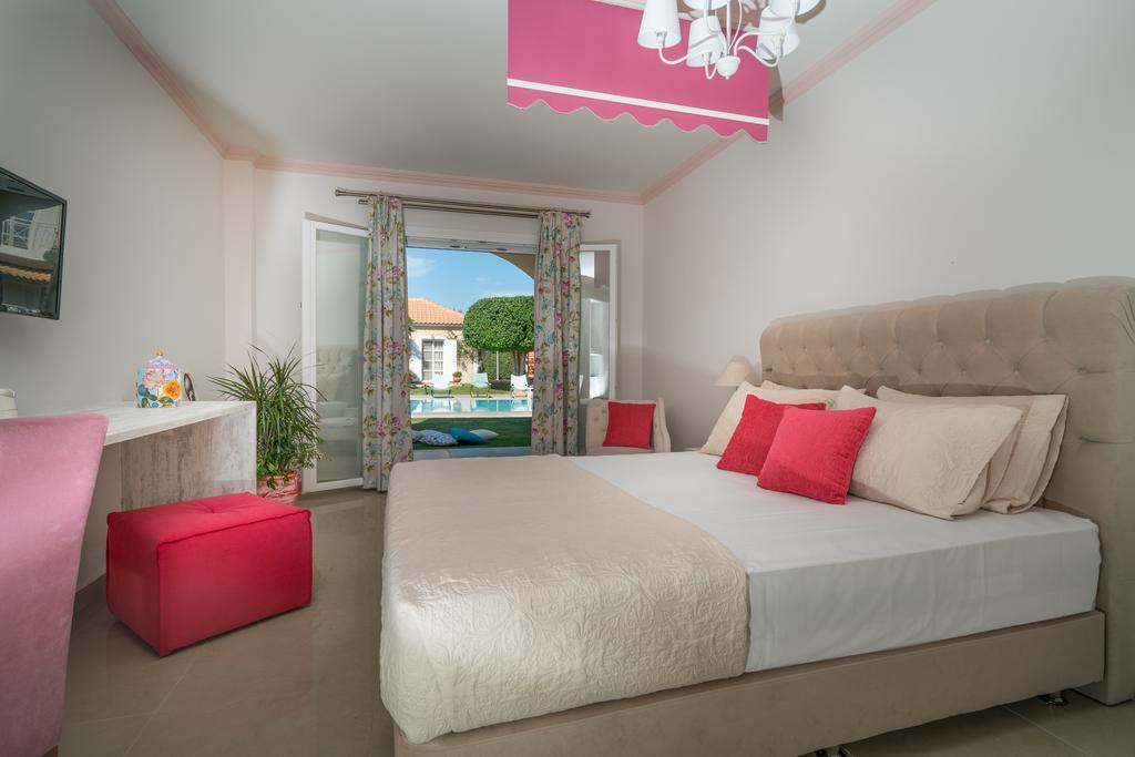 Aeolos Boutique Hotel & Suites กาลามากี ภายนอก รูปภาพ