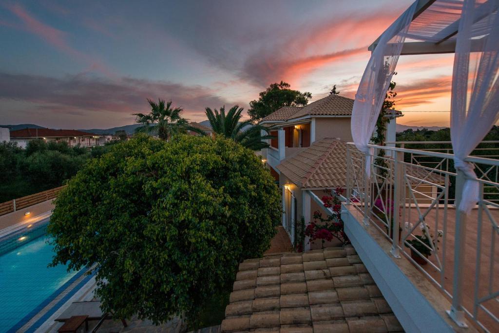 Aeolos Boutique Hotel & Suites กาลามากี ภายนอก รูปภาพ