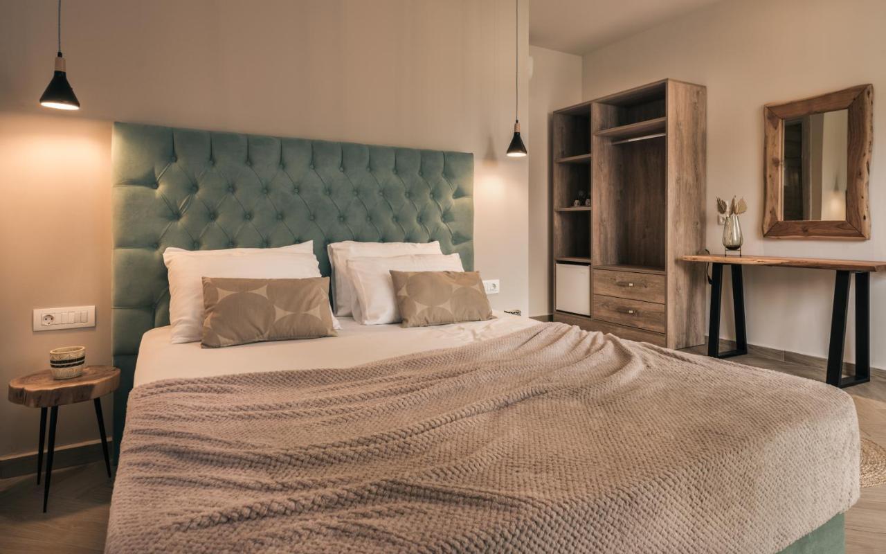 Aeolos Boutique Hotel & Suites กาลามากี ภายนอก รูปภาพ